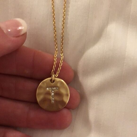 Banana Republic dainty initial drop pendant hammered circle with rhinestone - Picture 2 of 3